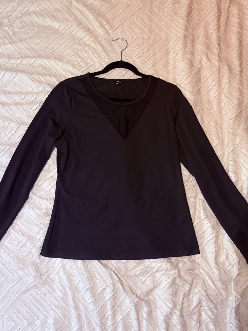 SHEIN Black Long Sleeve V-Neck Tee